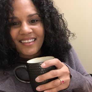 Meet your Posher, Naomi